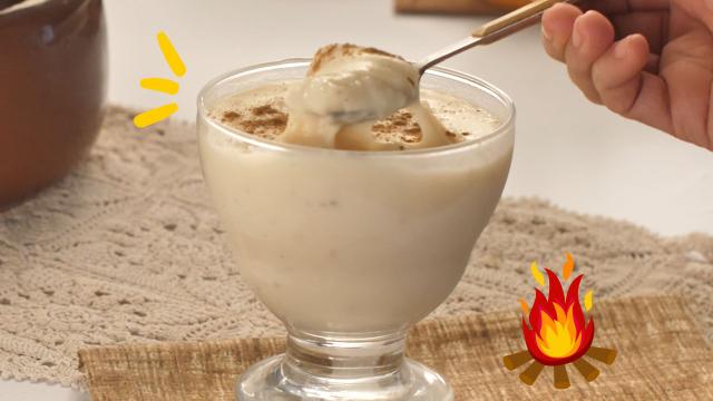 Meu coração chega a bater forte quando sinto aquele cheirinho de canjica... Vem se aquecer com essa receita que não pode faltar na Festa Junina
