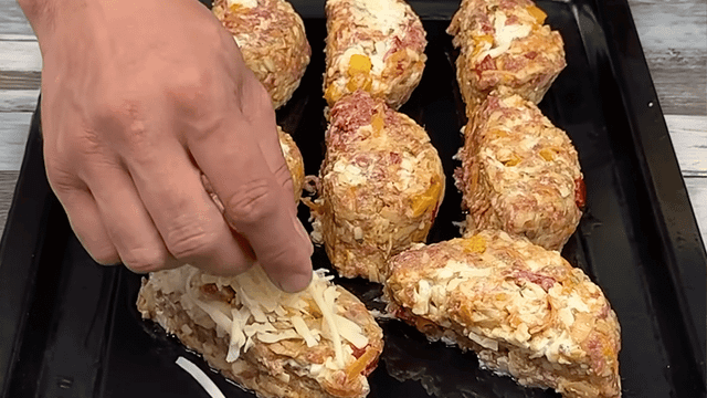 Uma receita prática que transforma a carne moída em protagonista da refeição. (Foto: reprodução canal Receitas Aprenda)