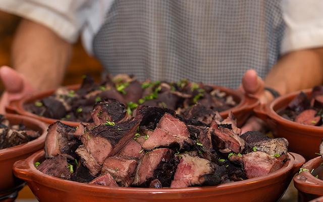 Virou o ano já quero folia: 10 restaurantes no Rio de Janeiro para comer uma boa feijoada