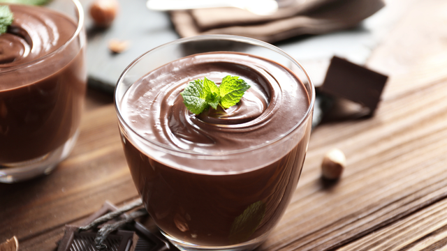 Estes são os 3 utensílios essenciais para acertar o ponto da sua mousse de chocolate em casa
