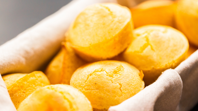 Também pode ser feito em formas de cupcake ou empadinha. (Créditos: Shutterstock)