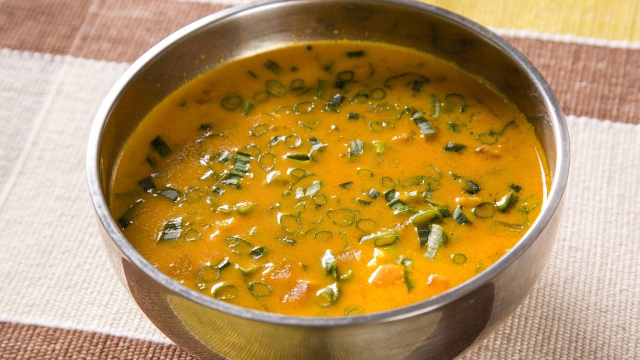 O caldo de sururu tem um gostinho supertropical! (Créditos: Shutterstock)