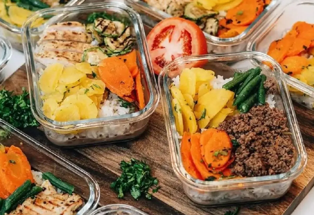 Levar marmita em pote de vidro é investir em mais saúde, sabor e praticidade na sua rotina (Divulgação: Mercado Livre).