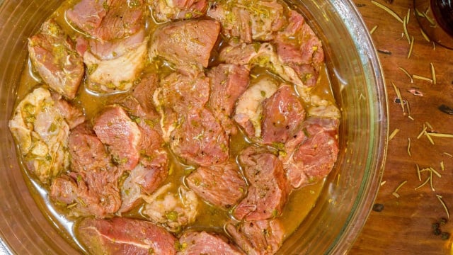 A carne dura ficou para trás: essa técnica de marinada nunca endurece a carne, e sempre deixa extremamente suculenta e saborosa