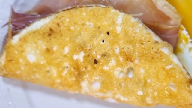 Receita rápida para o café da manhã: aprenda a fazer tapioca rendada com 4 ingredientes