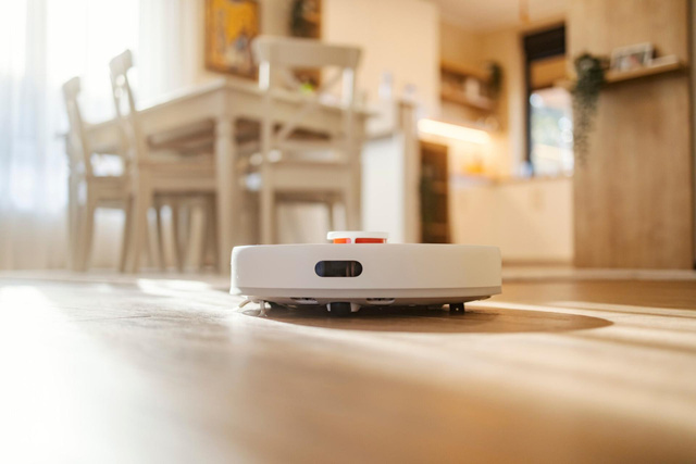 Esses aspiradores-robô tecnológicos e práticos já estão com preço de Black Friday antes da hora