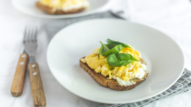O café da manhã vai ficar ainda melhor com esse patê! (Créditos: Shutterstock)