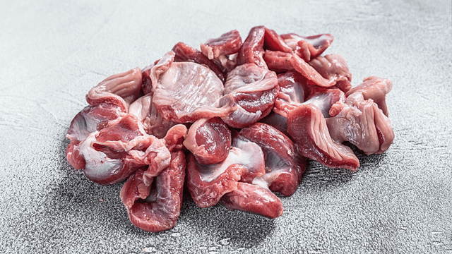 Para fazer moela de frango do jeito certo, você precisa retirar essa parte e seguir esses passos: ela fica igual de boteco!