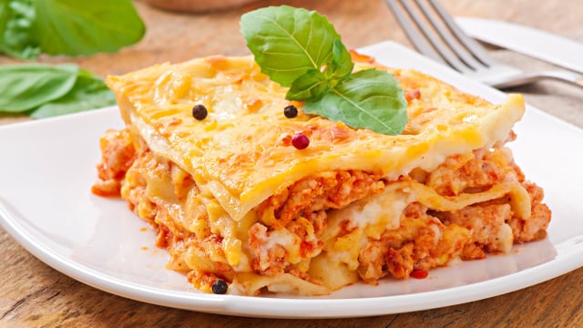 O gás acabou, mas fiz a lasanha na airfryer em 10 minutos e deu muito certo: veja como fazer para ficar bem gostoso