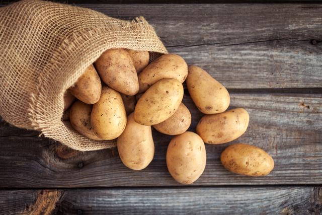 O que acontece se eu comer batata todo dia? É assim que o corpo reage quando você ingere o alimento com frequência