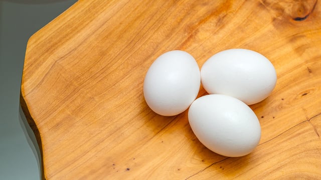 O que acontece com o corpo quando você come um ovo cozido todos os dias