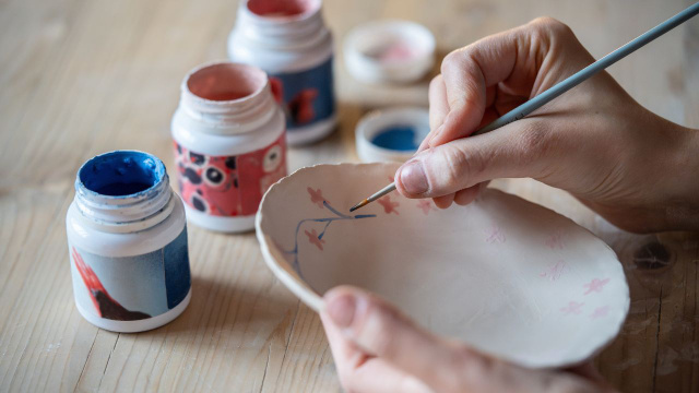 As redes sociais estão viciadas em cerâmica fria, mas elas não podem ser usadas para pratos ou xícaras!