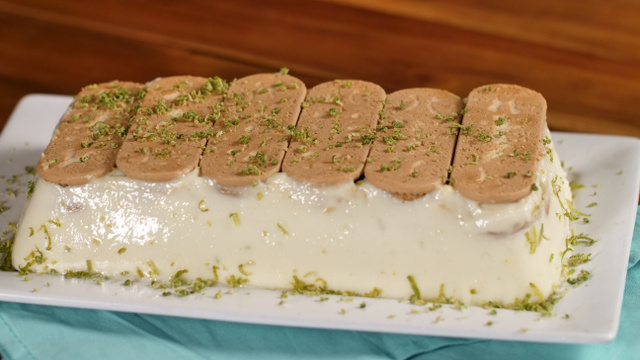 Pavê invertido é a receita com limão que faltava para adoçar o seu dia. Veja como fazer!
