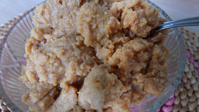 Doce de leite talhado: minha avó sempre fazia assim e ninguém conseguia comer só um pedaço