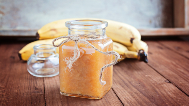 Geleia de banana é o recheio perfeito, saudável e fácil para você incrementar o seu café da manhã