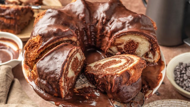 Finalmente aprendi no TudoGostoso a receita do bolo mesclado de cenoura com chocolate que dá certo e agora não erro mais!