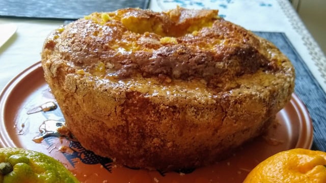 Bolo de ponkan, tangerina, mexerica, chame como quiser: o que importa é o sabor delicioso, leve e cítrico desse bolinho que é uma perdição