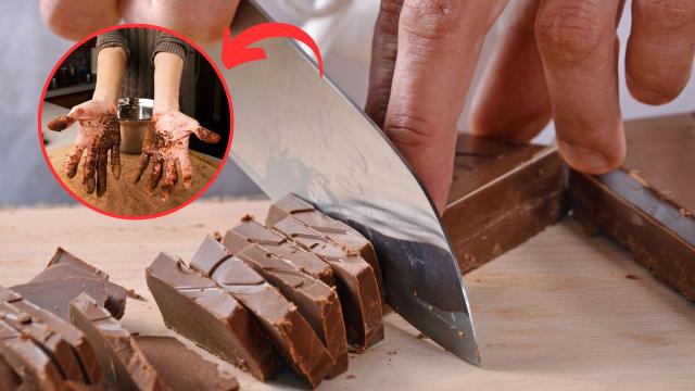 Segredo revelado: aprendi com a minha mãe como picar o chocolate sem que ele derreta nas minhas mãos