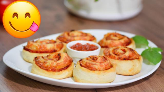 Mordidas macias que derretem irresistivelmente na boca: é isso que você vai sentir ao comer esse muffin de pizza