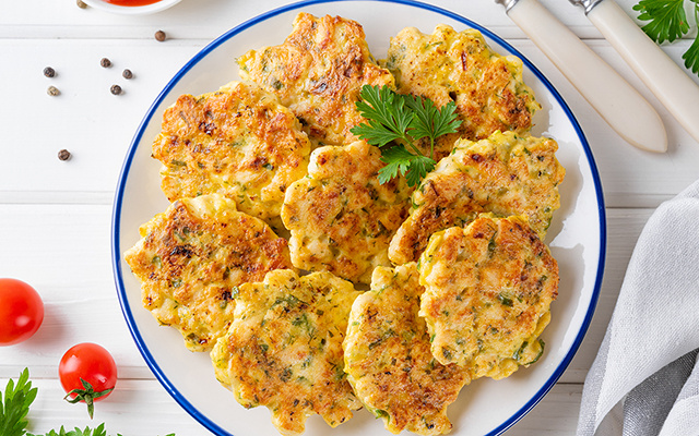 Panqueca de frango coreana é diferente de todas que você já provou e perfeita para um jantar rápido