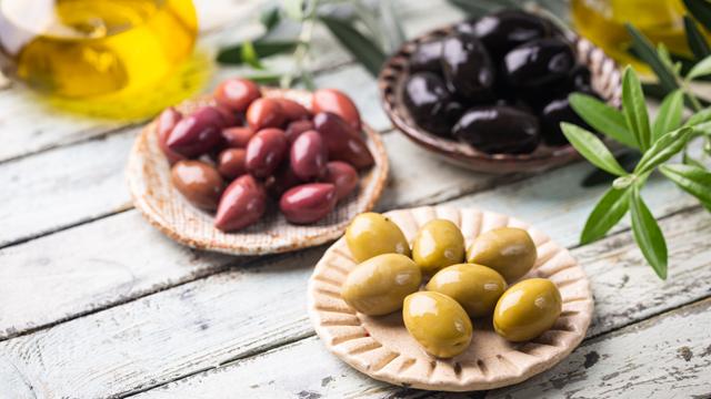 Quantas azeitonas eu posso comer por dia? Inclua o petisco no cardápio e tire proveito dos benefícios