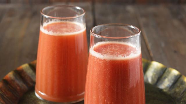 Esse suco detox é perfeito para quem gosta de goiaba. (Créditos: Shutterstock)