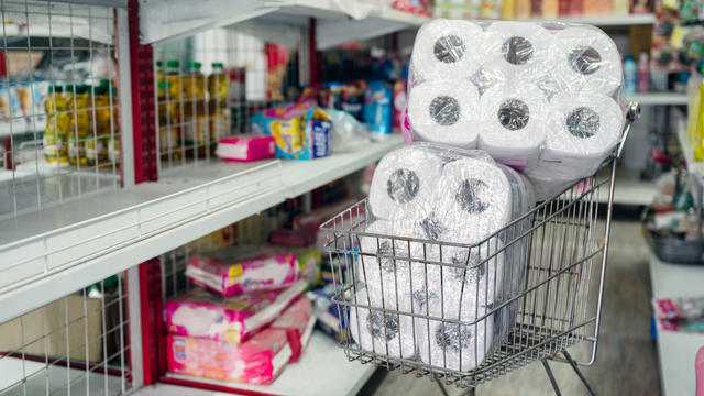 Turista japonês revelou 11 coisas que o chocaram nos supermercados do Chile: "Esse papel higiênico é muito caro"