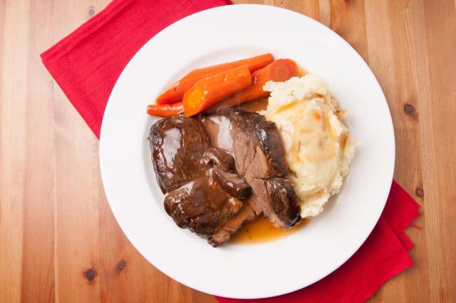 Os segredos para uma carne assada macia, suculenta e saborosa que ninguém te conta