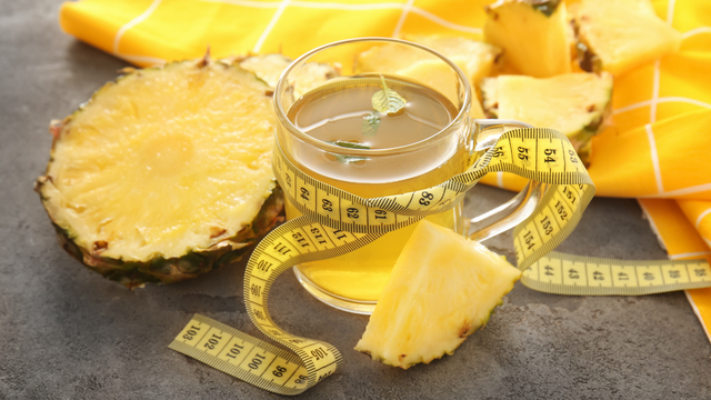 Chá de casca de abacaxi: poucas pessoas sabem que essa fruta pode virar uma bebida cheia de benefícios