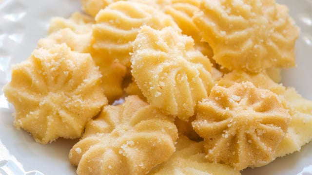 Com 1 limão e 1 ovo, eu faço mais de 50 biscoitos caseiros: não demora nem um dia para acabar!