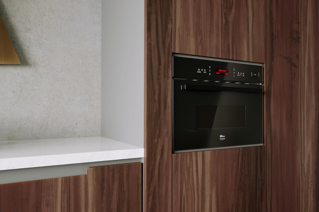 Três funções em um só produto, forno elétrico, micro-ondas e a vapor (Foto de: Amazon).