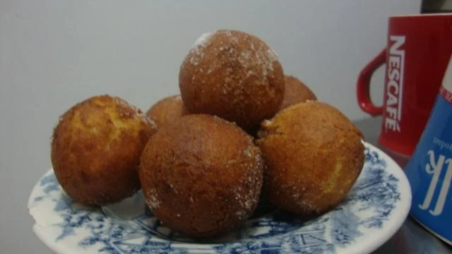 Bolinho de chuva com leite em pó. (créditos: TudoGostoso/Sheila) 
