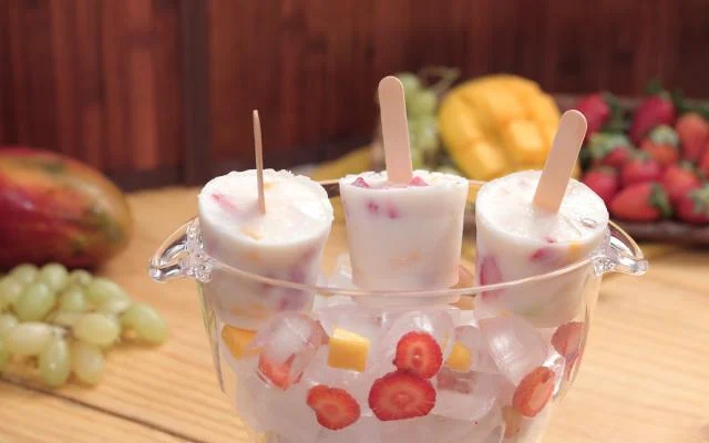 O picolé de frutas combina com o calor do Carnaval (Créditos: TudoGostoso)