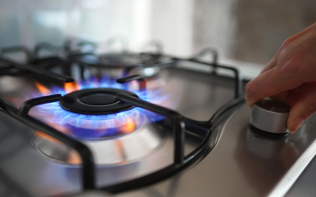 Erro comum na cozinha faz você perder gás sem nem perceber