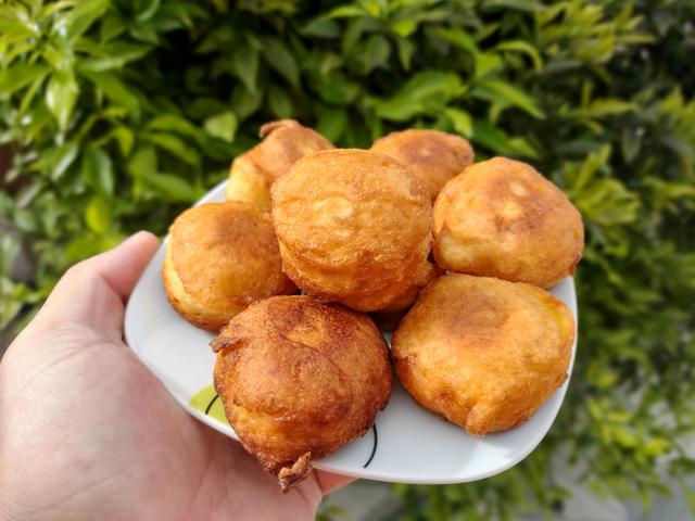 Se apaixone por esse bolinho de chuva salgado! (Créditos: Shutterstock)