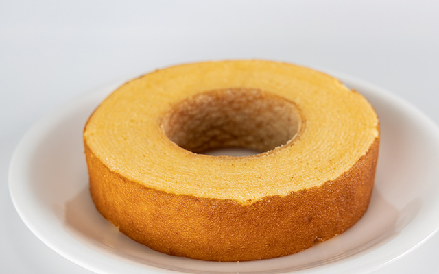 Há 7 anos comecei a trabalhar com  bolos para festas e essa é a minha receita de massa de bolo: é fácil de fazer e fica profissional