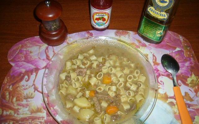 Essa receita de sopa de lentilha é uma verdadeira alquimia de sabores (Créditos: J.Edgard/TudoGostoso)