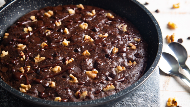 Esqueci o forno depois que vi essa receita no TudoGostoso: bolo de chocolate de frigideira virou rotina aqui em casa