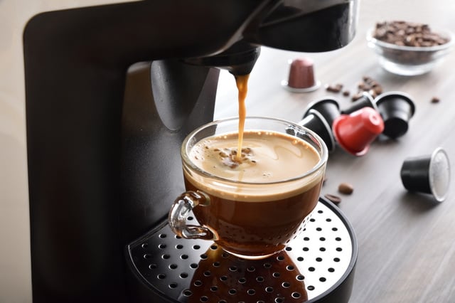 Quer uma cafeteira de cápsulas? Essa da 3 Corações é a melhor oferta da internet hoje