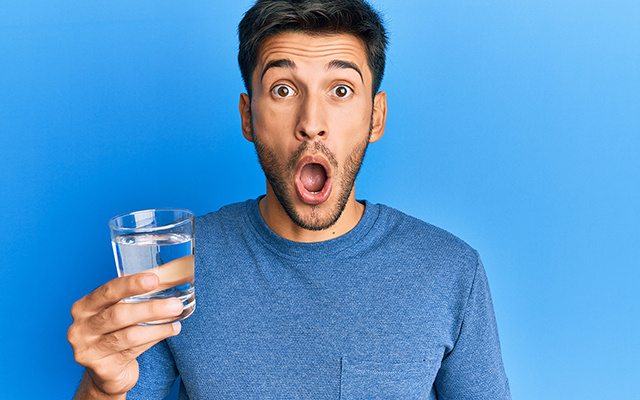 Talvez você não saiba beber água do jeito certo: esses são os erros que muitas pessoas cometem e acabam prejudicando o corpo