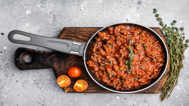 Tomates enlatados ou passata: TudoGostoso ensina qual deles resulta no melhor molho à bolonhesa