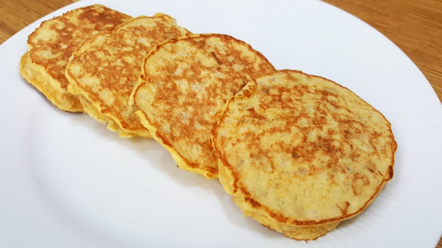 Esqueça o pão no café da manhã e faça essa receita rápida, gostosa, sem leite e sem farinhas, você vai amar!