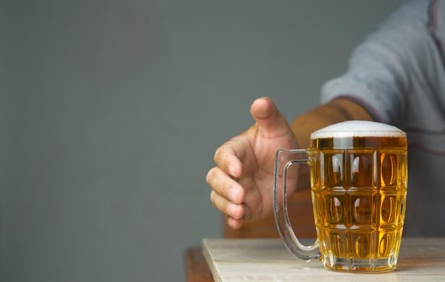 Existe dose segura para o consumo de álcool? Veja resposta da OMS em nova declaração
