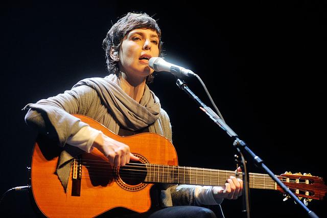 Show de abertura na Flip Paraty está de volta com Adriana Calcanhoto; confira todas as apresentações musicais