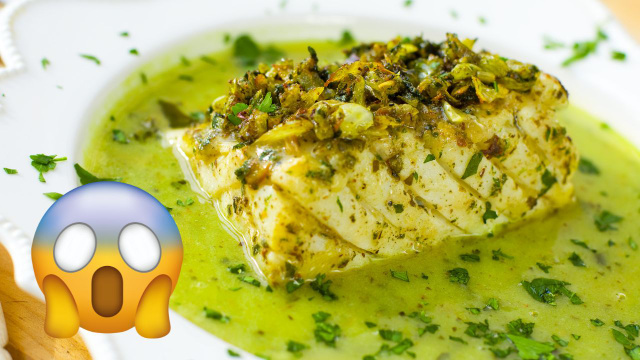 Filé de peixe com molho de manjericão é o prato sofisticado e descomplicado que você vai querer fazer hoje no jantar