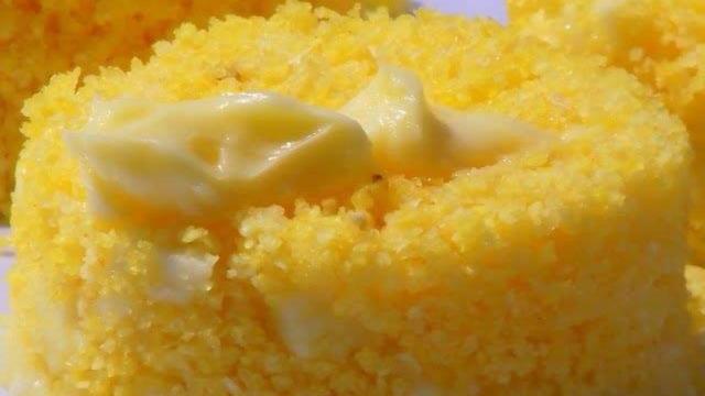 Suave, molhadinho e saboroso são as palavras que definem esse cuscuz nordestino (Créditos: TudoGostoso/Ernesto Martins Neto)