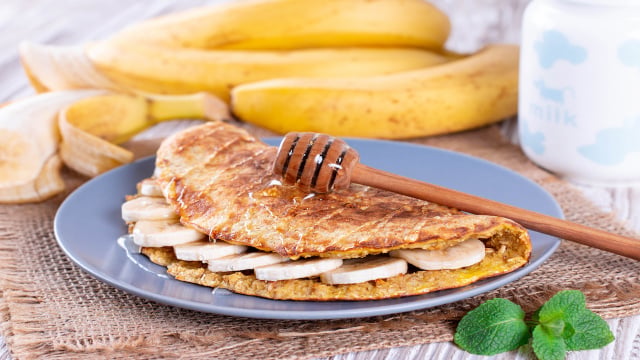 Banana e aveia viram uma crepioca deliciosa: TudoGostoso ensina receita saudável e fit para o café da manhã