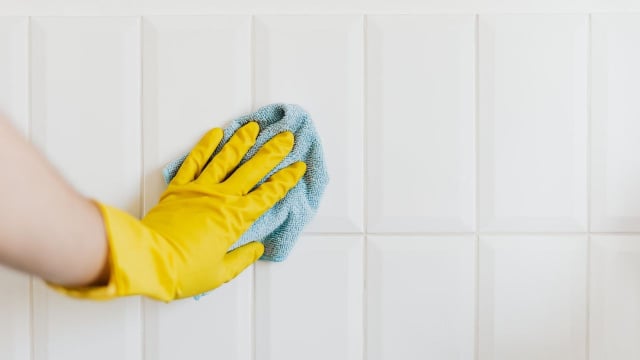 Especialistas em limpeza doméstica explicam por que usar amaciante de roupas nas paredes pode ser a chave para refrescar um ambiente