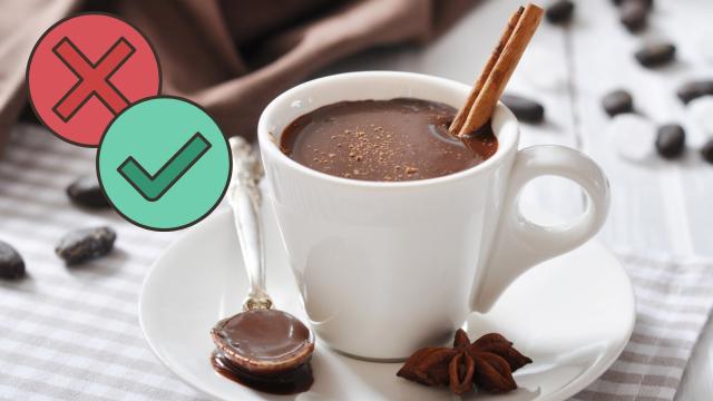 Não caia no golpe do chocolate quente: esses são os 5 maiores erros que vejo nas receitas da internet