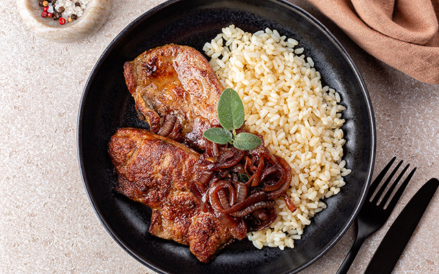 O segredo das nossas avós: é por isso que fígado bovino frito fica tão delicioso quando elas fazem
